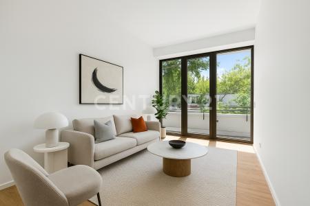 Berlin, Berlin 12207, Germany