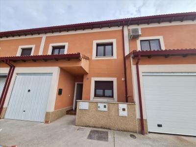 Segovia, Castilla Y León 40120, İspanya