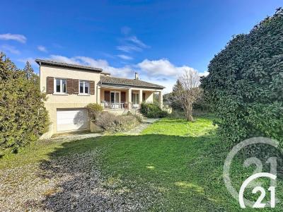 Menerbes, Provence-Alpes-Côte d'Azur 84560, France