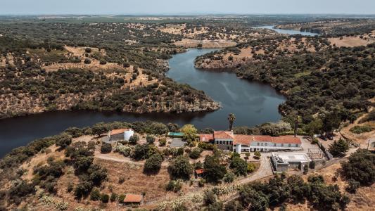 Avis, Порталегре 7480-181, Португалия