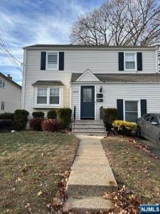 229 Livingston Avenue , 1st fl, Lyndhurst, نيو جيرسي 07071, الولايات المتحدة