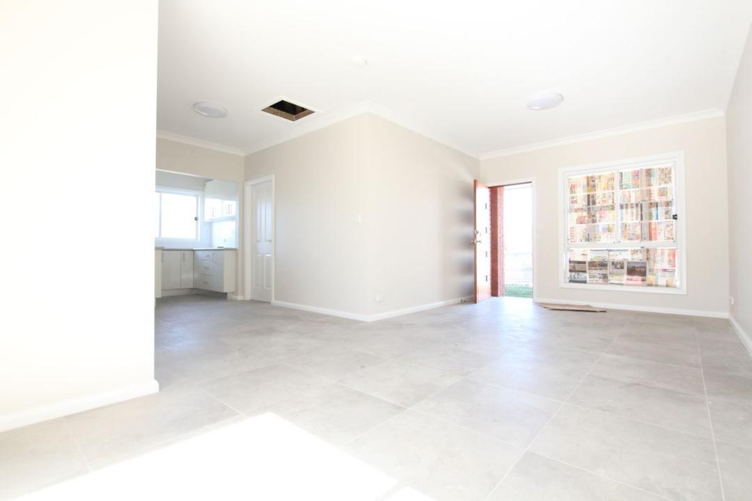 1A Fitzpatrick Crescent, Casula, NSW 2170, Australia