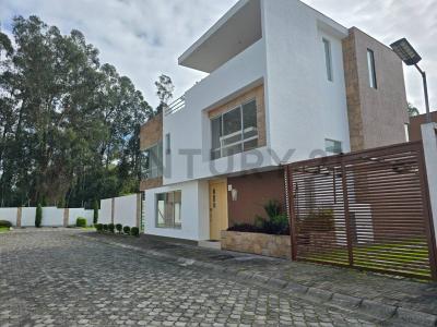 Marqueza de Solanda 180, Quito, Pichincha 00001, Ecuador