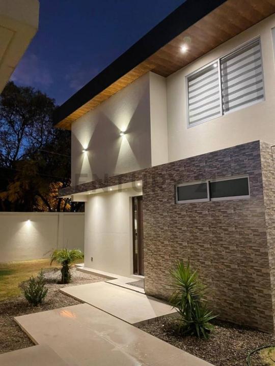 calle Jacarandá y Molles (Bariio Irlandés) 018, Este, Cochabamba 00001, Bolivia