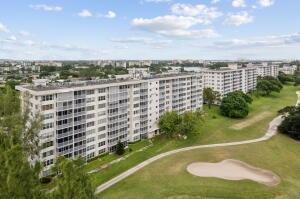 3150 N Palm Aire Drive Unit# 308, Pompano Beach, Florida 33069, USA