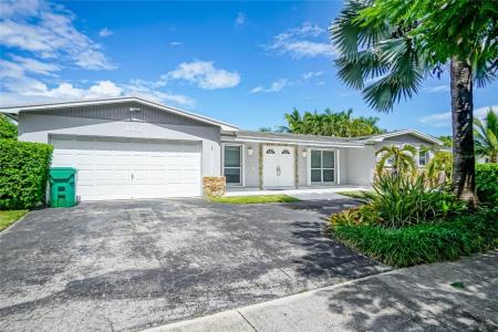 8101 SW 198th Street, Cutler Bay, Florida 33189, USA