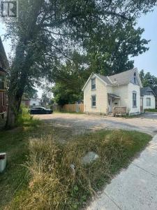 28 OXFORD STREET WEST, London North (north N), Ontario N6H 1R3, Canada