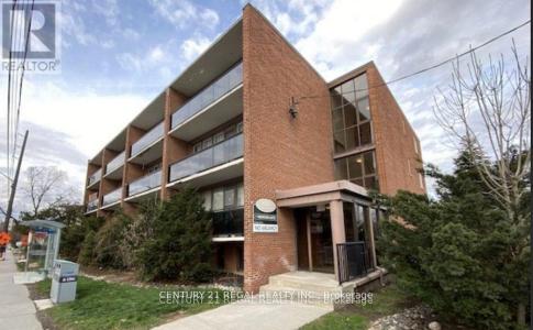 1741 BAYVIEW AVENUE, Toronto (leaside), أونتاريو M4G 3C5, كندا 