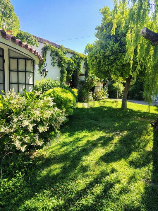 Zeballos 1400, Chacras De Coria, Mendoza 5501, Argentina