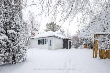 250 KINGFISHER AVENUE, Tay, أونتاريو L0K 1R0, كندا 