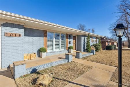 1018 E 12th Street, Cushing, Oklahoma 74023, Estados Unidos