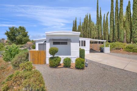 22780 Skylink, Canyon Lake, Californie 92587, États-Unis