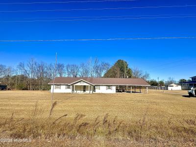 2392 Guyton Road, Bladenboro, NC 28320, USA