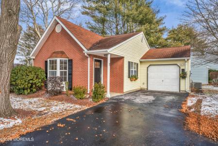 7 Morden Close, Freehold, New Jersey 07728