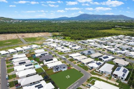 18 New Meadow Circuit, Shaw, QLD 4818, Australia