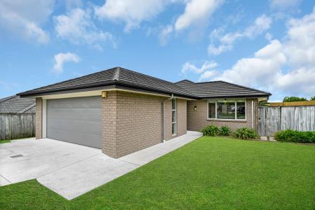21 Parkgrove Crescent, Pokeno, Waikato District 2402, New Zealand