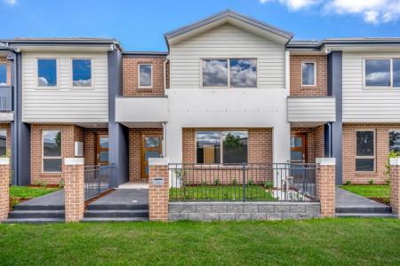 12 Laura Street, Oran Park, NSW 2570, Australia