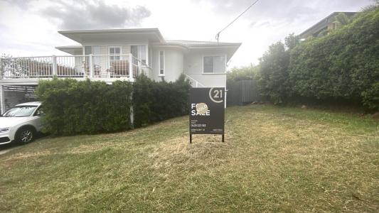 4 Beaconsfield Terrace, The Range, QLD 4700, Australia