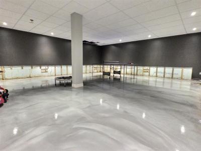 33  Rue Desjardins, Rivière-du-Loup, Quebec G5R 1N2, Canada