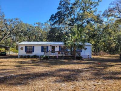 777 NE 558th Street, Old Town, Florida 32680, USA