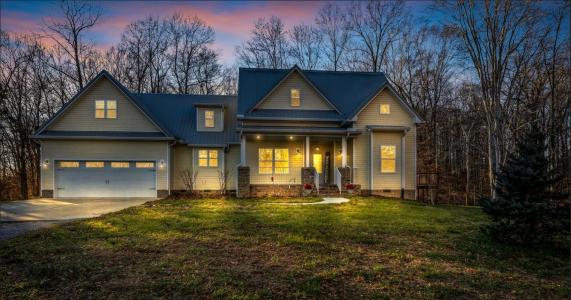 2206 Hwy 48 S, Dickson, Tennessee 37055, USA