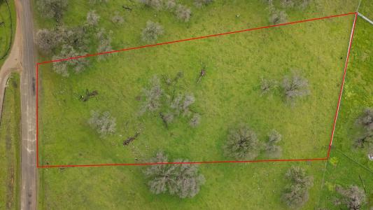 216 Lot Drive, Sanger, California 93657, Stati Uniti