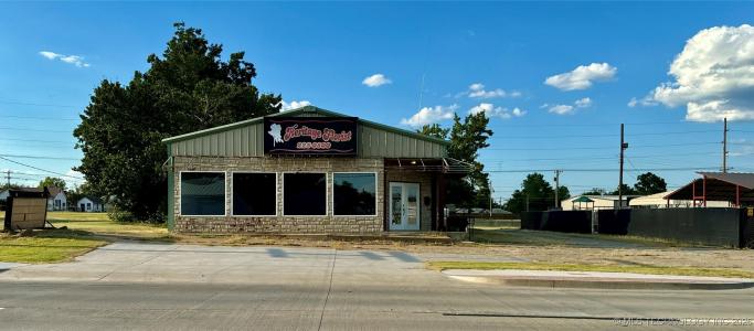 1122 E Main Street, Cushing, Oklahoma 74023, USA