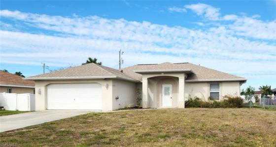 923 SW 33rd TER, Cape Coral, فلوريدا 33914, الولايات المتحدة