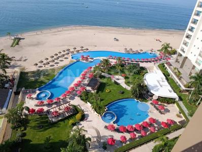 Ave. Francisco Medina Ascencio 1106,, Puerto Vallarta, Jalisco 48333, México