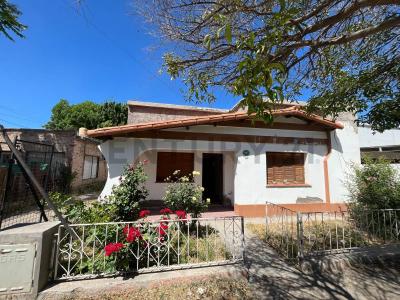 Fray Luis Beltran 720, Villa Regina, Rio Negro 8334, Argentyna