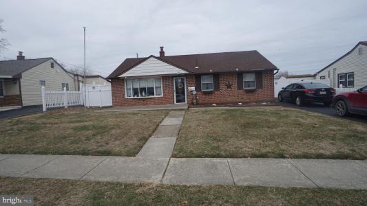 2832 BERWYN ROAD, BENSALEM, Pennsylvania 19020, USA