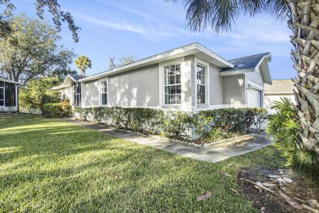 1633 Derby Lane , Melbourne, Florida 32935, USA