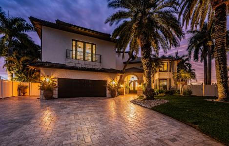 7800 9th Ave S, St Petersburg, Florida 33707, USA