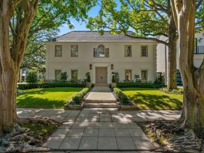 2701 Centenary, Houston, Texas 77005, USA