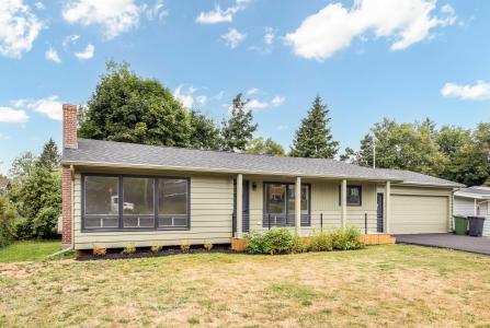 7 EDINBURGH DRIVE, Brighton, Île-du-Prince-Édouard C1A 3E7, Canada