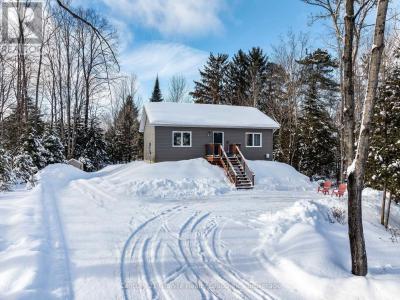 1015 GUILFORD COURT, Dysart Et Al (guilford), أونتاريو K0M 1S0, كندا 