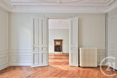 Paris, Île-de-France 75009, France