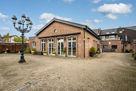 Aachen, Andalucia 52078, Germany