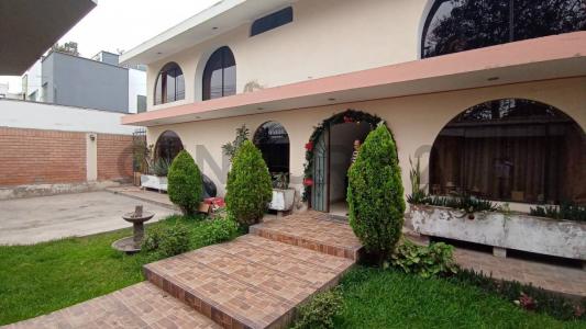 AV. RAUL FERRERO , Lima, Lima 00001, Peru