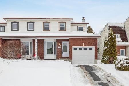 209  Rue Doucet, Gatineau (Hull), كيبيك J8Y 6P6, كندا 