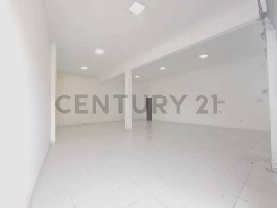 Este, Santa Cruz 00001, بوليفيا