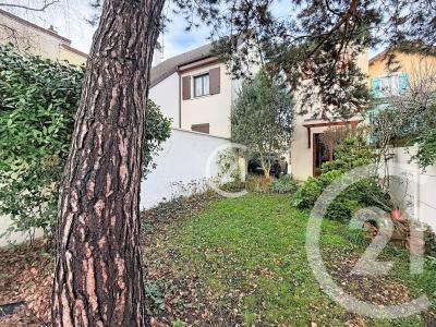 Le Perreux Sur Marne, Île-de-France 94170, France