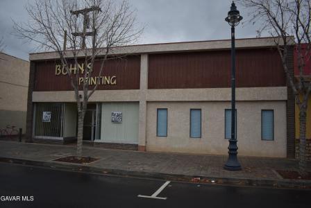 656 W Lancaster Boulevard, Lancaster, California 93534, USA