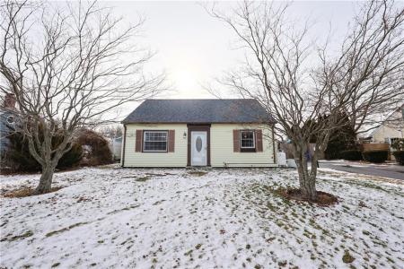 30 Sowams Drive, Bristol, RI 02809, USA