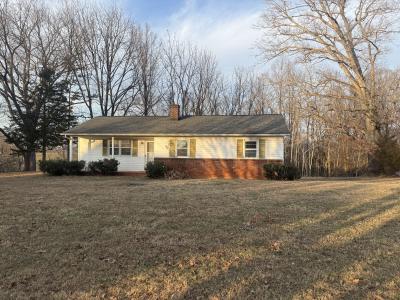 1264 W Dalton Road, King, North Carolina 27021, USA