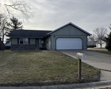 1420 Sioux Drive, Ottawa, Illinois 61350, USA