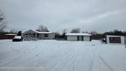 15143 H Drive, Marshall, Michigan 49068, USA