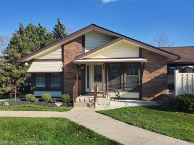 40618 Newport Drive, Plymouth, Michigan 48170, USA