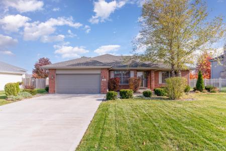 2872 Molly Court, New Lenox, Illinois 60451, USA