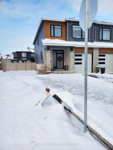 708 TALIESIN CRESCENT, Stittsville - Munster - Richmond, 온타리오주 K2S 2K6, 캐나다